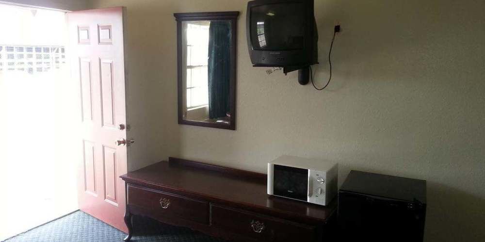 Budget Inn Muskogee Exterior photo